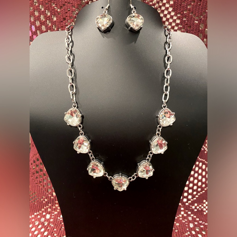 Elegant Silver Necklace and Earring Set